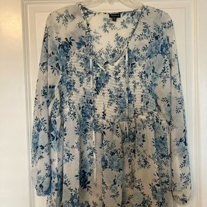 Torrid White and Blue Smock Top